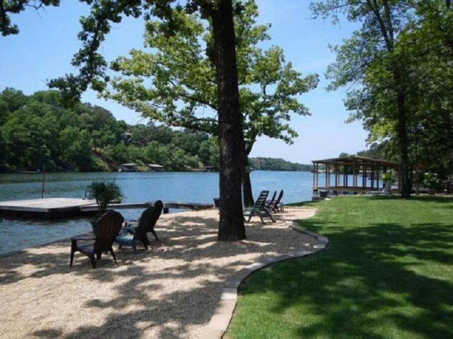 #02 - Unique Lakeside Studio Cottage- Pet Friendly Hot Springs Dış mekan fotoğraf